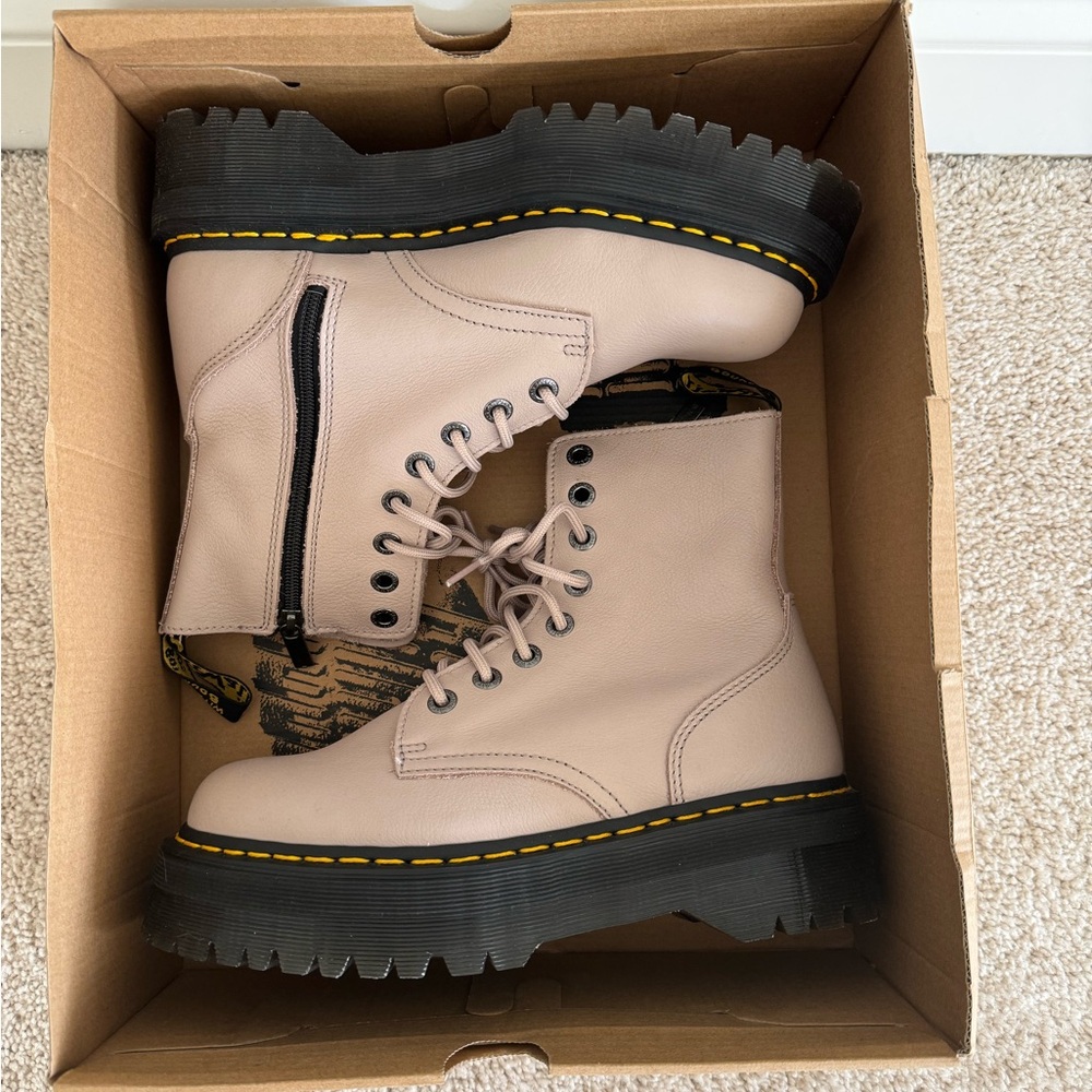 Doc Martens Jadon III Platform